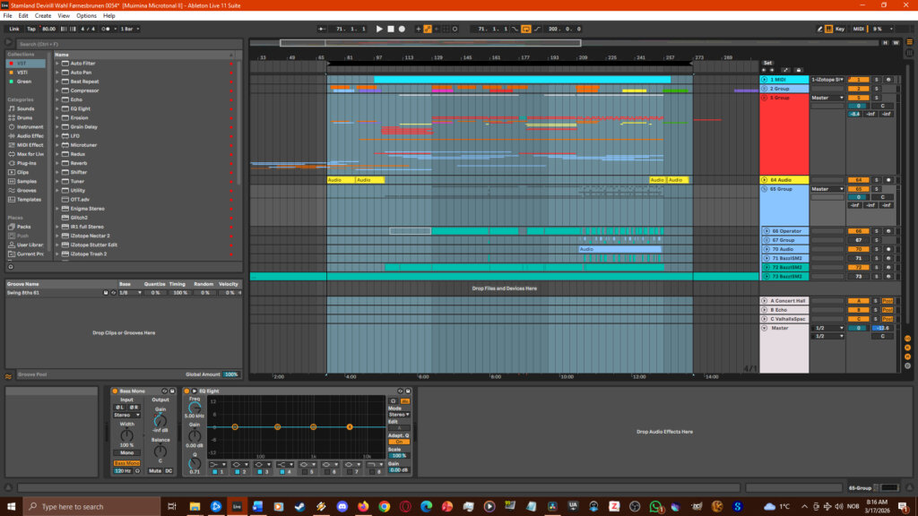Skjermbilde av Ableton Live 11 med musikkprosjekt, inkludert MIDI- og lydfiler, og effektkontroller.